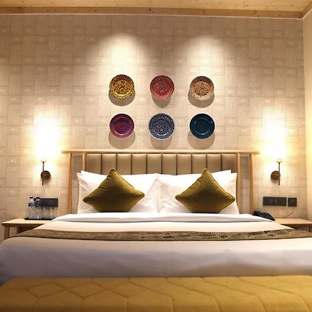 Sandoz Minerva - A Boutique Resort Mussoorie Exterior foto